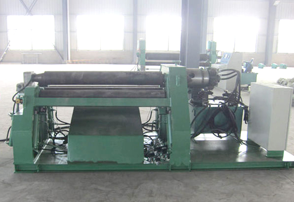 W12-8X2000四輥液壓數(shù)控卷板機